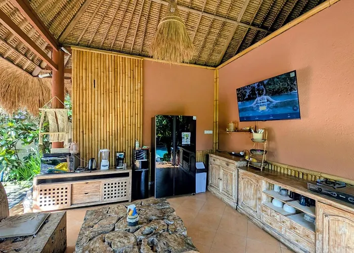 Spacious 6br In Pererenan - Ice Bath & Ir Sauna - 5min To The Villa